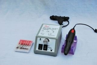 注文のさまざまな色 160mm L X 24mm の直径 110v-220v の 50/60Hz 電気釘のドリル